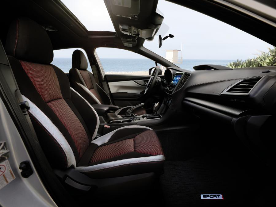 Интерьер Subaru Impreza Sport 5-Door 2019 года  (NA) (фото 8 из 9)
